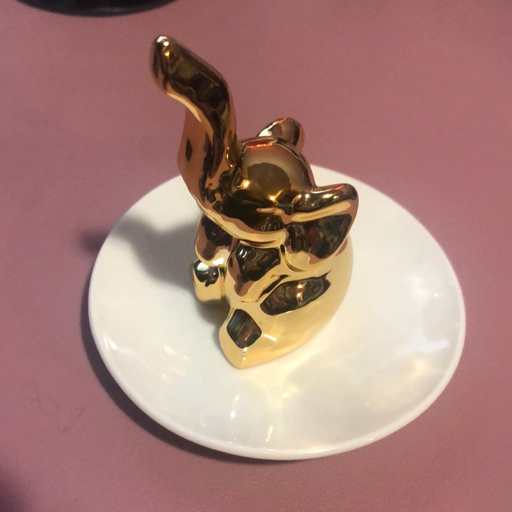 Jewelry holder